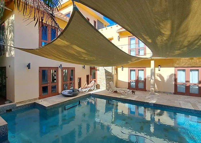 One Luxe Jamaica With Private Pool, Modern Interior And Secluded Villa *