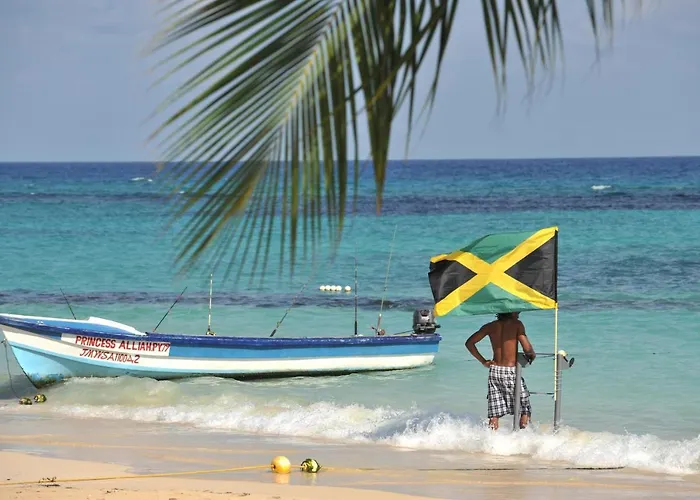 One Luxe Jamaica With Private Pool, Modern Interior And Secluded Villa *